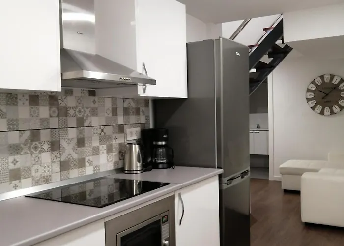 Bioma Imperial Minimalist Loft アパート